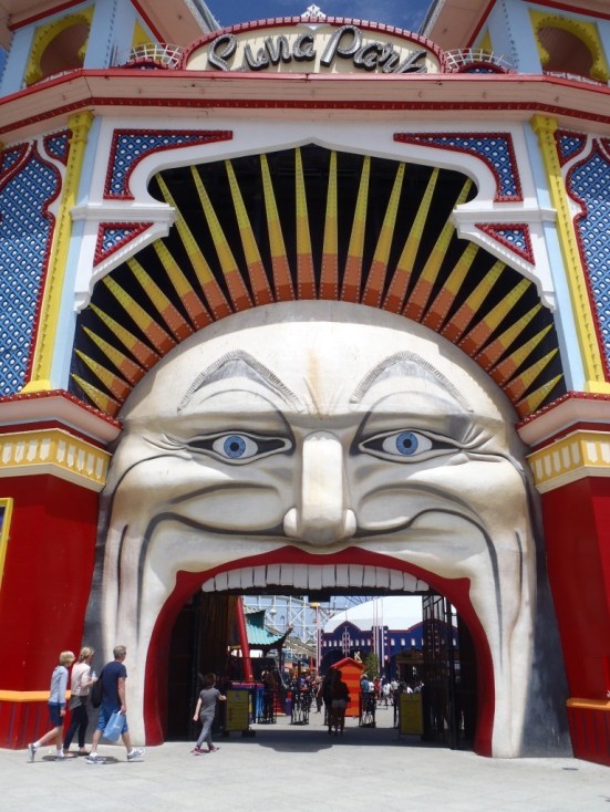 The fun fair gateway